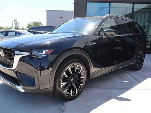 Used 2024 MAZDA CX-90 Plug-In Hybrid w/ Premium Plus AWD/4WD image 8