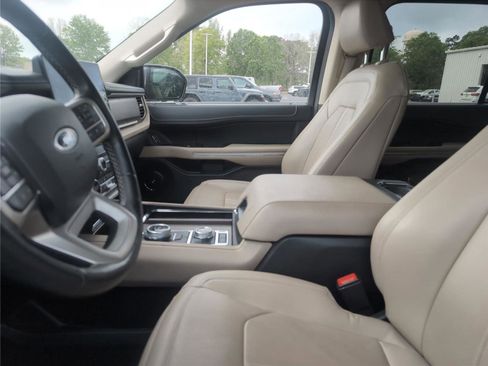Used 2024 Ford Expedition Max Limited image 2