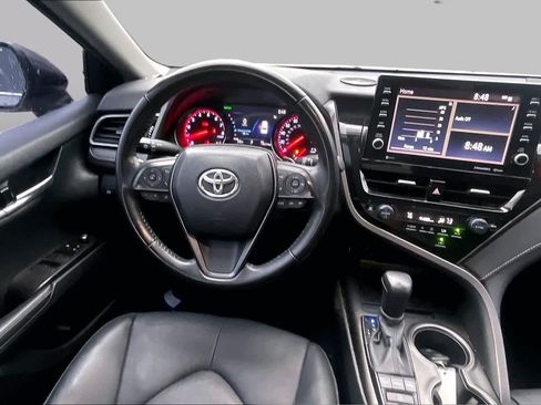 Used 2021 Toyota Camry XSE FWD image 5
