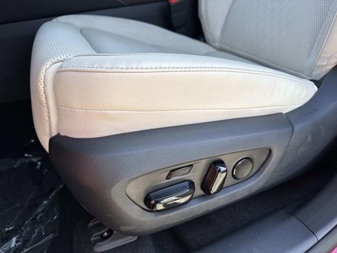 New 2026 Lexus RX 450h AWD image 19