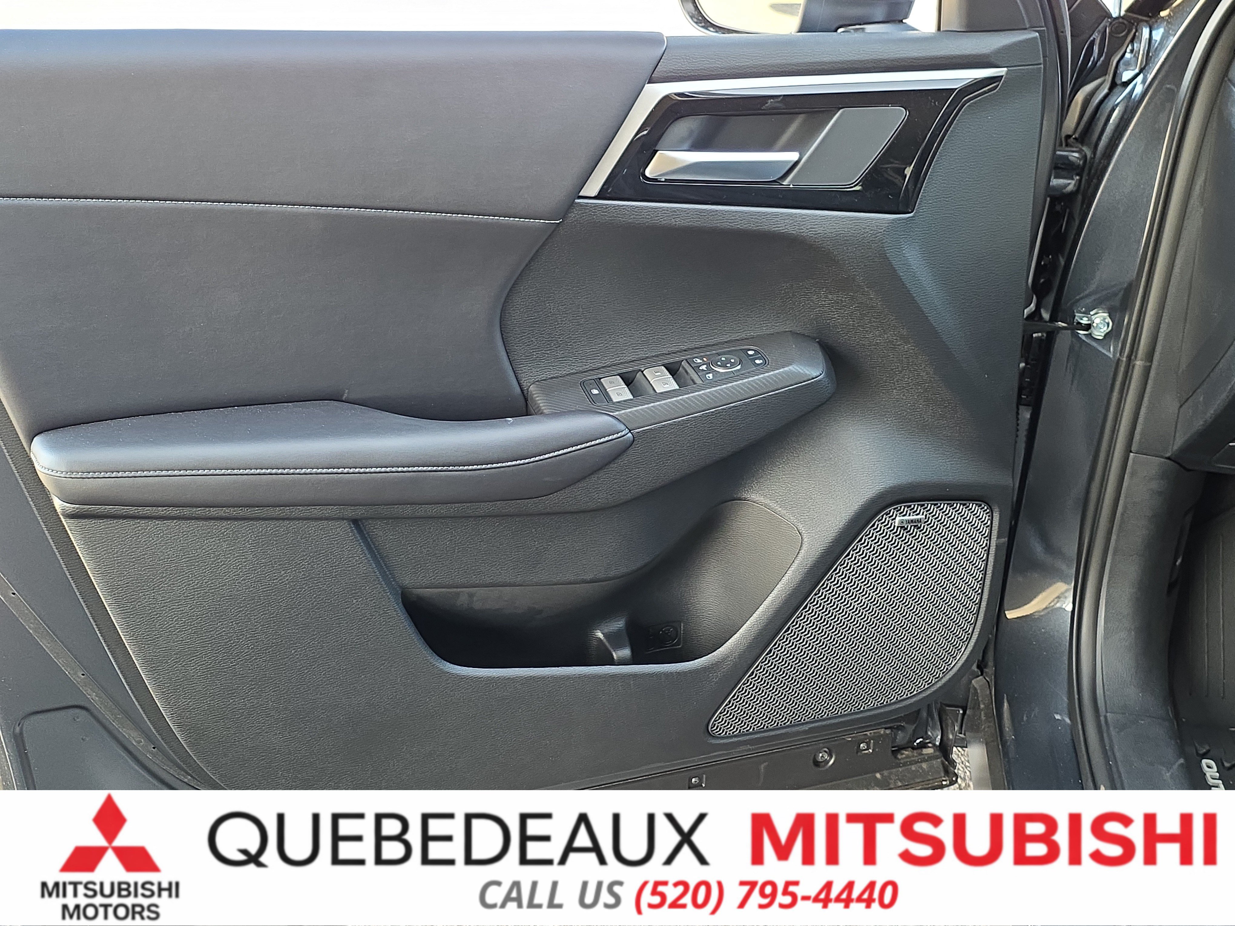 New 2026 Mitsubishi Outlander SE AWD/4WD image 10