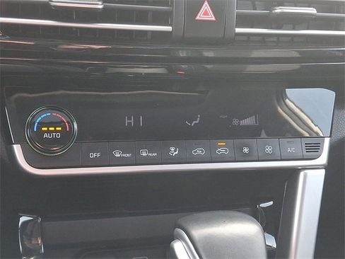 Used 2021 Kia Seltos EX image 15