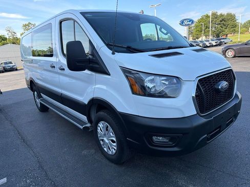Used 2024 Ford Transit 250 Low Roof w/ Exterior Upgrade Package RWD image 7