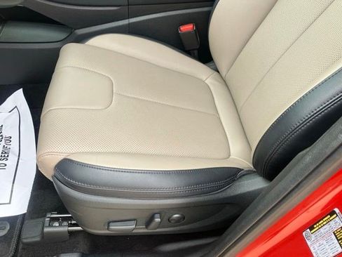 Used 2023 Hyundai Santa Fe SEL w/ Premium Package AWD/4WD image 12