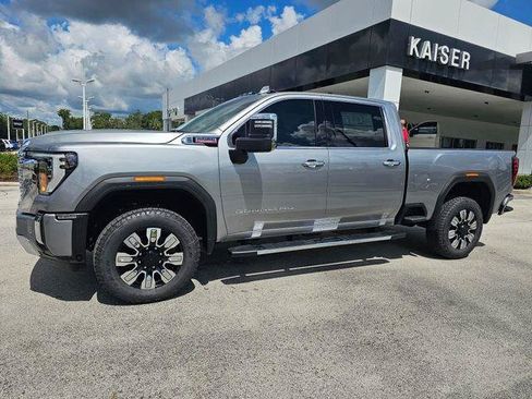 New 2026 GMC Sierra 2500 Denali w/ Denali Reserve Package AWD/4WD image 2