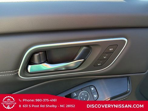 New 2026 Nissan Rogue Platinum w/ Tech Package AWD/4WD image 12