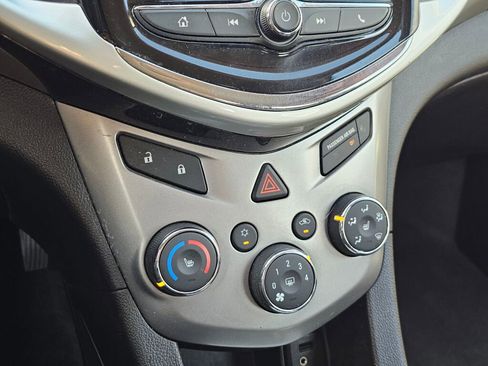 Used 2019 Chevrolet Sonic Premier image 36