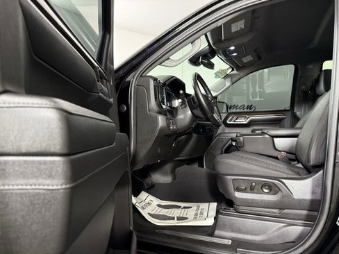 Used 2023 Chevrolet Silverado 1500 LT w/ Z71 Off-Road Package image 12