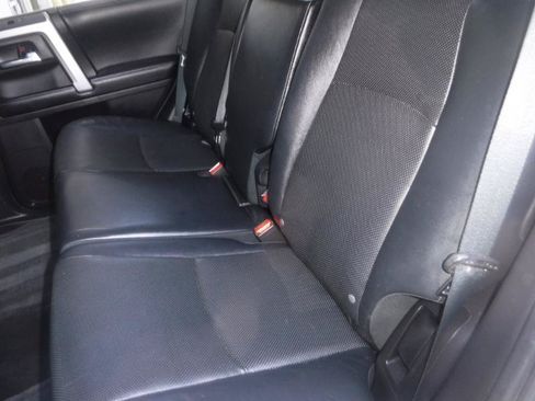 Used 2014 Toyota 4Runner Limited AWD/4WD image 34