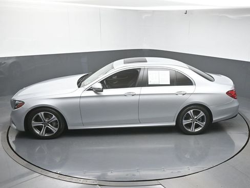 Used 2020 Mercedes-Benz E 350 Sedan w/ Premium Package image 43