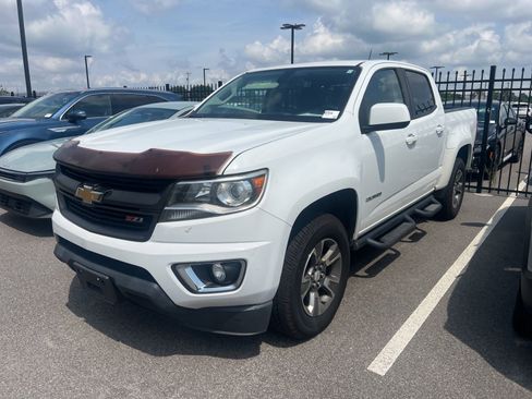 Used 2017 Chevrolet Colorado Z71 RWD image 3