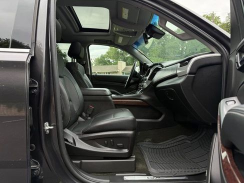 Used 2018 GMC Yukon SLT w/ Open Road Package image 11