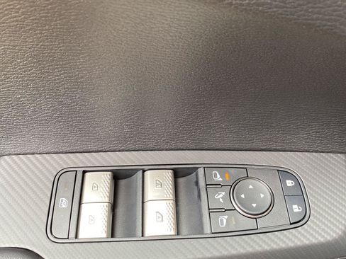 New 2026 Mitsubishi Outlander SE AWD/4WD image 18