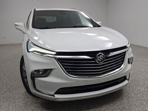 Used 2024 Buick Enclave Premium image 5