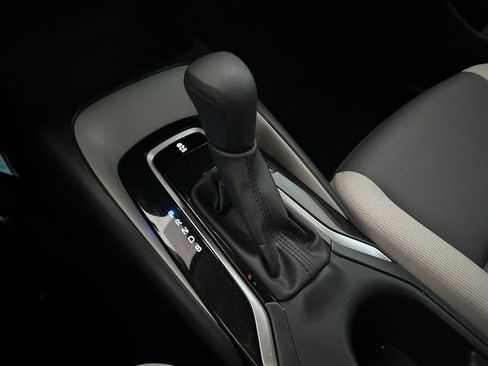 Certified 2025 Toyota Corolla LE image 26