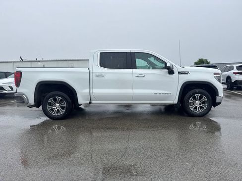 Used 2025 GMC Sierra 1500 SLT AWD/4WD image 8