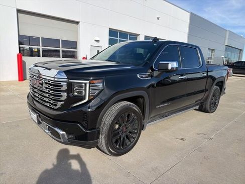 Used 2023 GMC Sierra 1500 Denali w/ Denali Reserve Package image 2