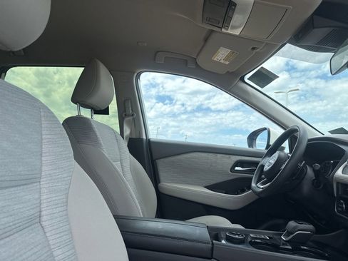 Certified 2023 Nissan Rogue SV AWD/4WD image 17
