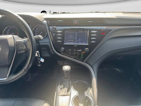 Used 2020 Toyota Camry SE FWD image 20