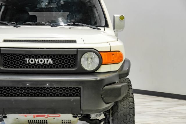Used 2012 Toyota FJ Cruiser 2WD w/ Convenience Pkg image 49