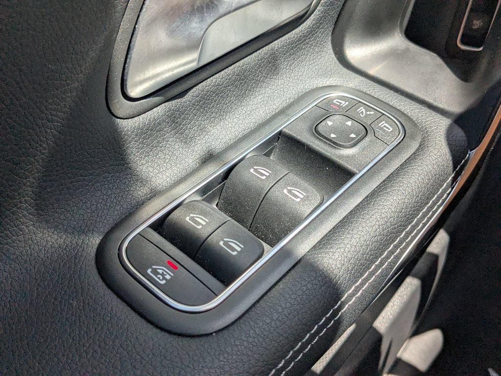 Certified 2025 Mercedes-Benz CLA 250 4MATIC image 11