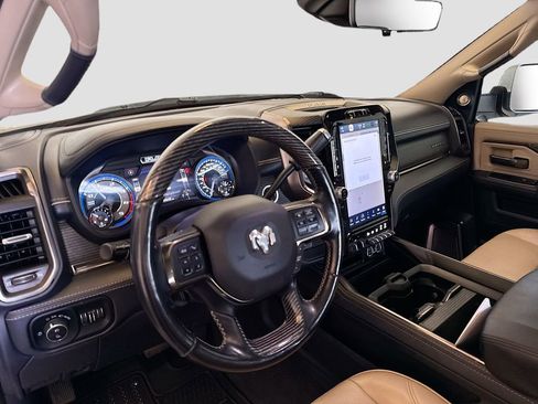 Used 2022 RAM 3500 Limited AWD/4WD image 11