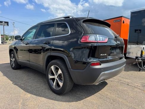 Used 2019 Jeep Cherokee Limited AWD/4WD image 5