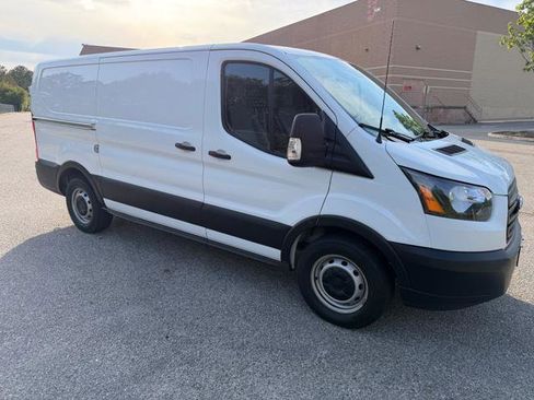 Used 2019 Ford Transit 150 130 Low Roof RWD image 34
