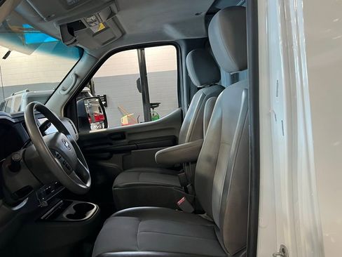 Used 2021 Nissan NV 1500 S image 17