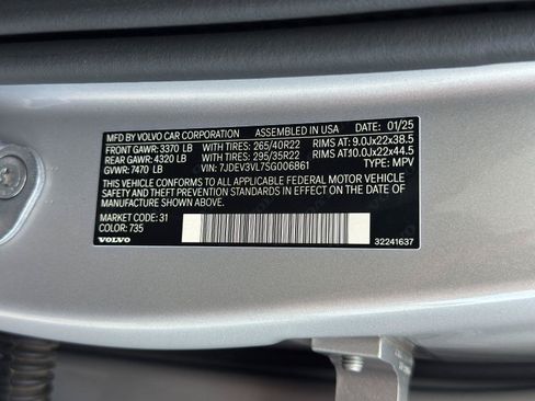 Used 2025 Volvo EX90 Ultra AWD/4WD image 46