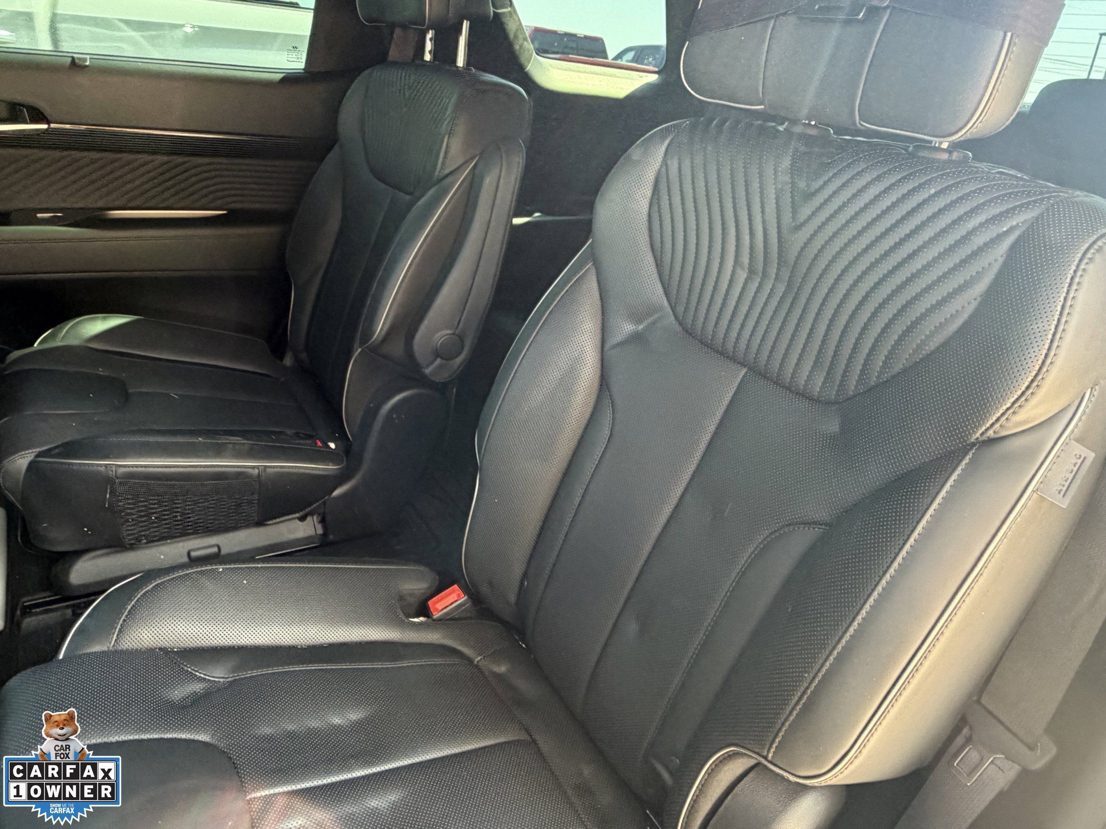 Used 2024 Hyundai Palisade Calligraphy FWD image 13