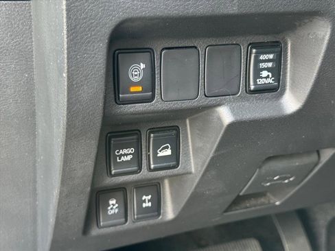 Certified 2023 Nissan Frontier PRO-4X w/ Pro Convenience Package image 18