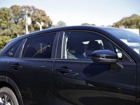 New 2026 Honda HR-V LX image 16