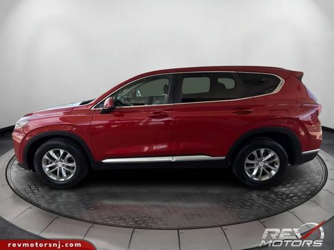 Used 2020 Hyundai Santa Fe SE AWD/4WD image 2