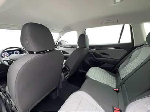 Used 2025 Volkswagen Tiguan S FWD image 23