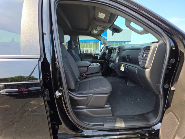 New 2026 Chevrolet Silverado 2500 Custom w/ Custom Value Package AWD/4WD image 14