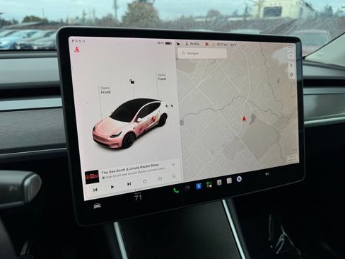 Used 2020 Tesla Model Y Long Range AWD/4WD image 24
