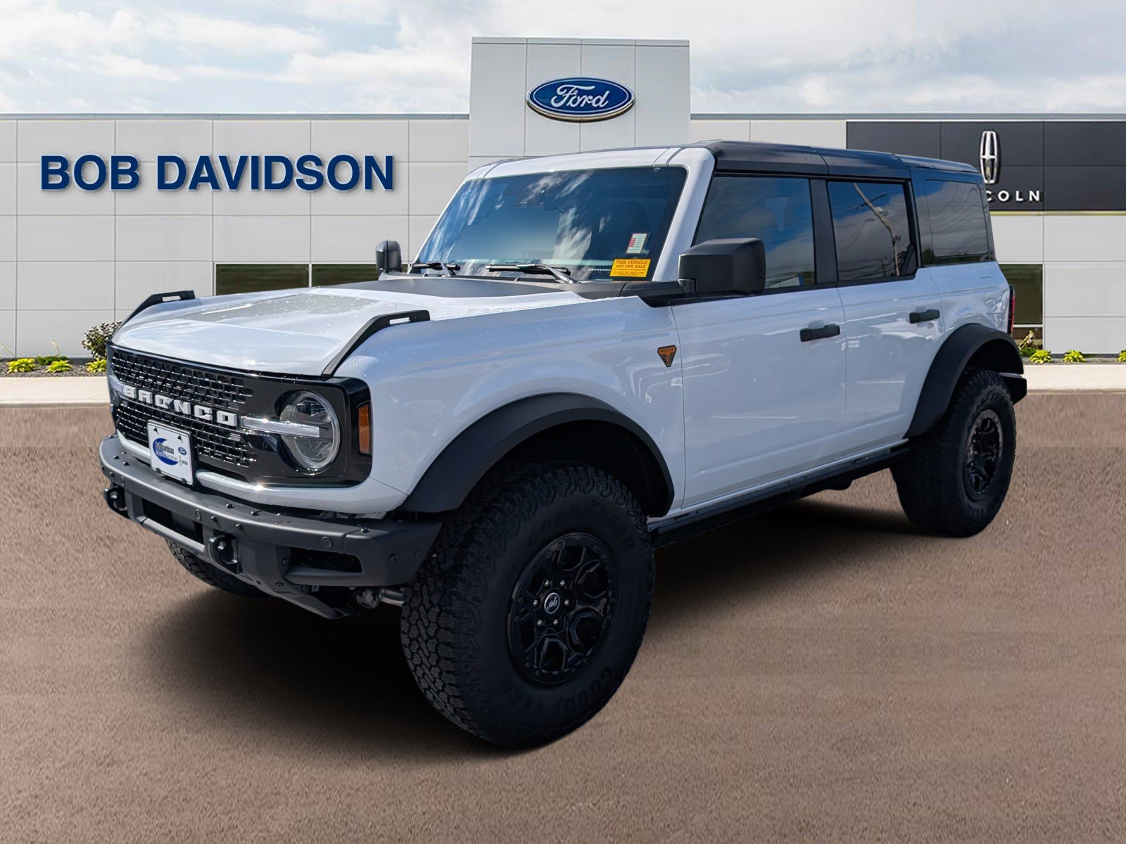 Certified 2026 Ford Bronco Badlands AWD/4WD image 1