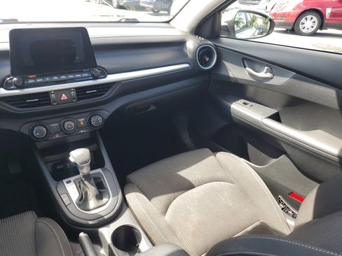 Used 2020 Kia Forte Sedan image 30