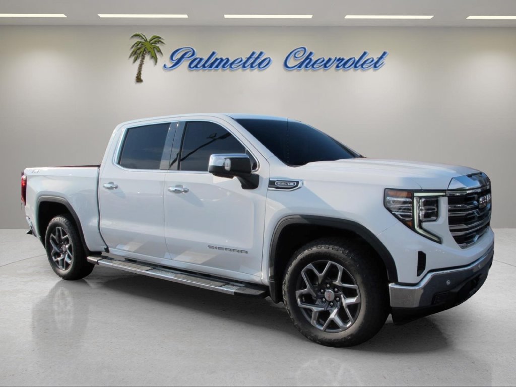 Used 2025 GMC Sierra 1500 SLT w/ SLT Premium Plus Package AWD/4WD image 1