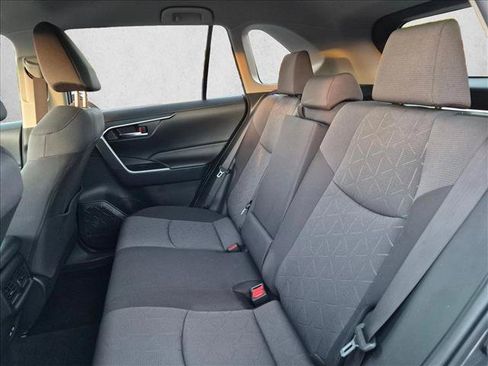 Used 2023 Toyota RAV4 XLE FWD image 17