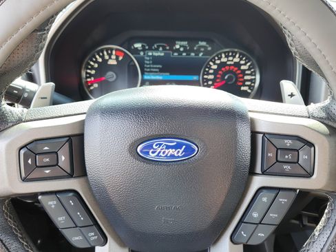 Used 2019 Ford F150 Raptor w/ Equipment Group 802A Luxury image 18