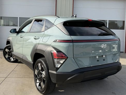 Used 2025 Hyundai Kona SEL AWD/4WD image 21