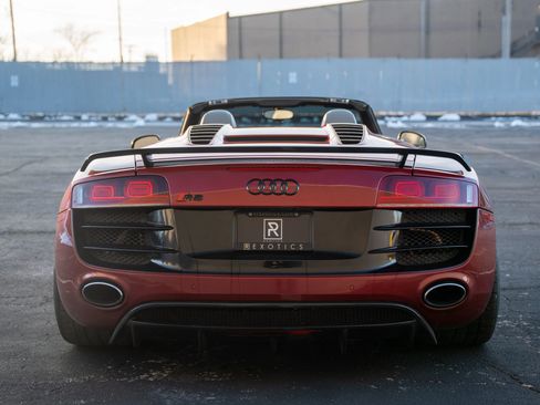 Used 2011 Audi R8 V10 image 11