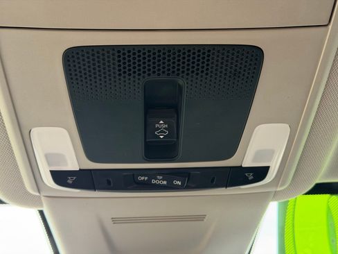 Used 2023 Honda CR-V EX image 25