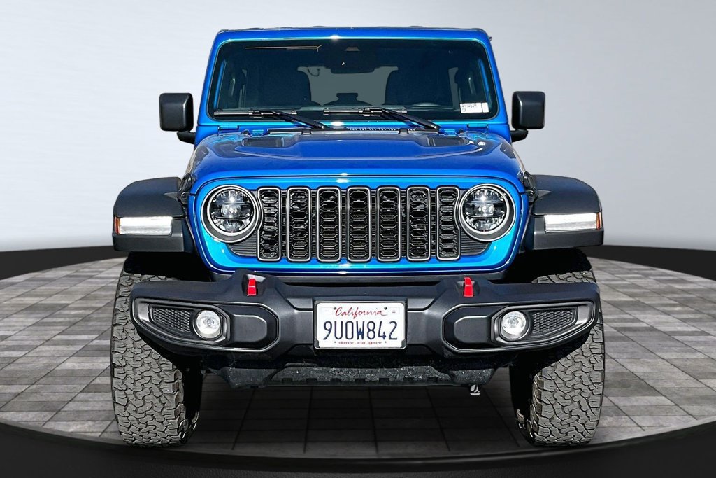Certified 2025 Jeep Wrangler Unlimited Rubicon w/ Convenience Group AWD/4WD image 27