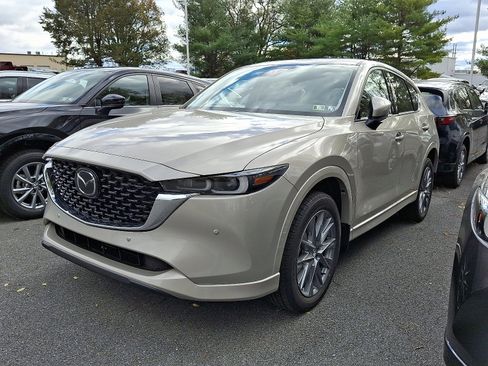 New 2025 MAZDA CX-5 AWD 2.5 S w/ Premium Plus Pkg image 3
