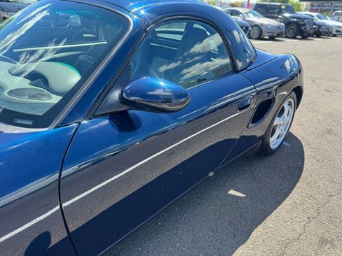 Used 1999 Porsche Boxster RWD image 9
