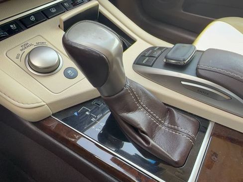 Used 2016 Lexus ES 350 FWD image 24