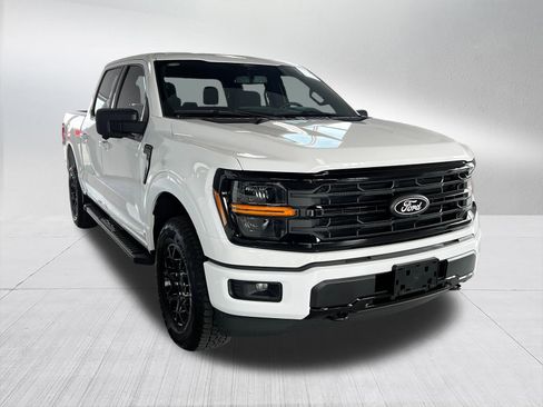 Used 2024 Ford F150 XLT w/ Tow/Haul Package AWD/4WD image 3